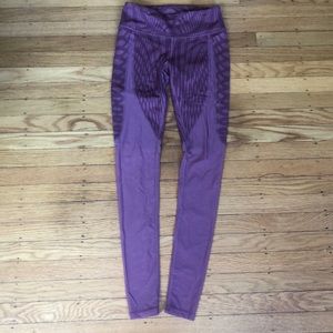Alo Yoga leggings